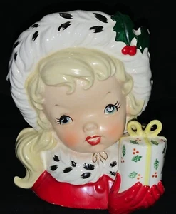 VINTAGE! NAPCO CHRISTMAS CERAMIC PLANTER/VASE - GIRL WITH GIFT - Picture 1 of 12