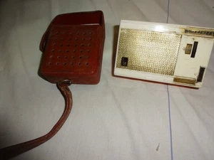 Mini radio de coleccionista 6-10 cm URSS RDA sin probar - Imagen 1 de 3