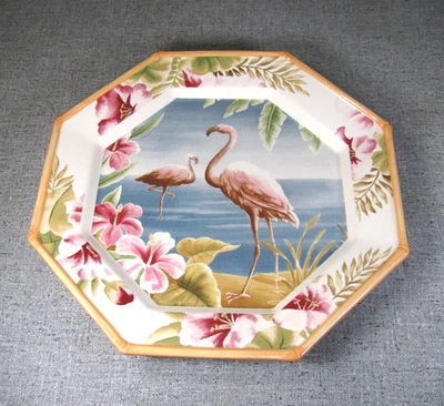 Flores de flamenco e hibisco The Cellar con borde de bambú placa de servicio de 12" como nueva Foto 1 de 4