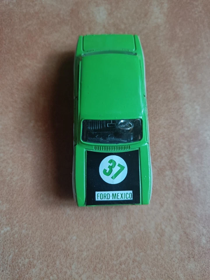 Automodello MEBETOYS FORD ESCORT VERDE CHIARO A-53 SCALA 1/43 MEXICO anni 70 - Immagine 1 di 4
