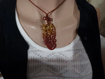 Collar Colgante Jade Asiático Vintage Tallado Abierto Trabajo Pájaro Foto 1 de 4