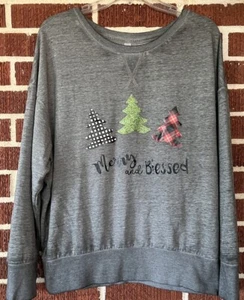 Xhileration Gray Merry and Blessed Sweatshirt Size M Women’s - Picture 1 of 4