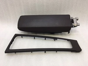 2014-2017 Porsche 991 911 GTS CREST armrest ESPRESSO BROWN LEATHER CONSOLE TRIM - Picture 1 of 10