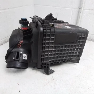 17-19 FORD F250SD AIR CLEANER 6.7L DIESEL OEM ID # HC349600AJ - Image 1 of 4