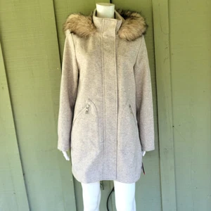NWT VINCE CAMUTO Heather Gray Faux Fur Hooded Faux Wool Zip Coat Jacket M - Picture 1 of 5