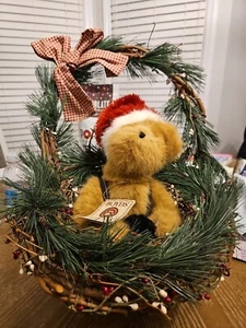 2002 Boyd's Bears Mr. Santabeary in Hanging Basket 18 Inches Great For Door - Picture 1 of 5