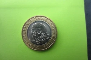 £2 coin 2016 Shakespeare Skull Free Postage - Picture 1 of 2
