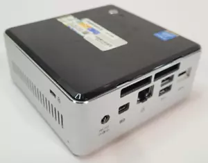 Intel NUC Mini PC 1,60 GHz Core i5-5250U 8 GB di RAM senza SSD senza adattatore di alimentazione - Foto 1 di 9