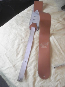 Correa de cuero SCUD vintage, hecha a mano en el Reino Unido, ¡gran forma! - Imagen 1 de 2