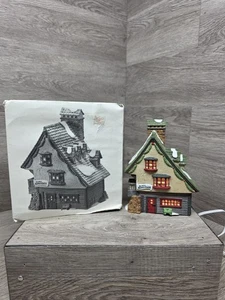 Vintage Dept 56 North Pole Series “Elf Bunkhouse” Lighted, Retired - Picture 1 of 7