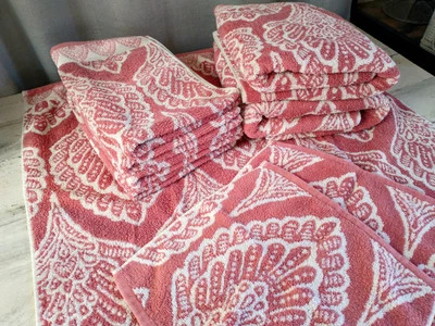 Juego de toallas de baño Jacquard Safari Rose 9 piezas Target rosa y crema ¡BONITO! Foto 1 de 4