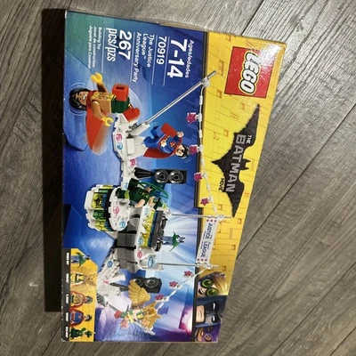 Nuevo sellado de fábrica LEGO 70919 Liga de la Justicia fiesta de aniversario Foto 1 de 4