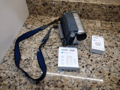 Sony Handycam DCR-TRV460 Digital8 Camcorder - Image 1 of 4