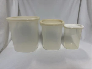 Set 3 contenitori per alimenti Rubbermaid Servin' Saver #6, 5 e 8 con coperchi - Foto 1 di 9