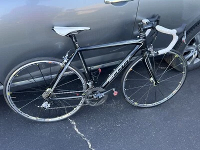 Scott Addict R1 - 15 lbs - SRAM Red - Full Carbon Fiber Road Bike - Image 1 of 4