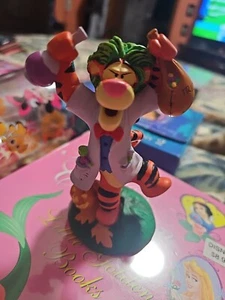 Disney Store Tigger Halloween Figur Verrückter Wissenschaftler Pooh's Neu im Karton 4,5 Zoll - Bild 1 von 9