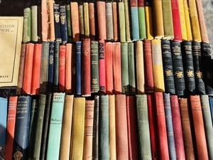 Books by the Metre – Vintage Hardback Books for Interior Styling & Decor - Picture 1 of 1
