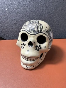 Zucchero ceramica dipinto a mano 5" teschio arte popolare Calavera decorazione giorno dei morti - Foto 1 di 6