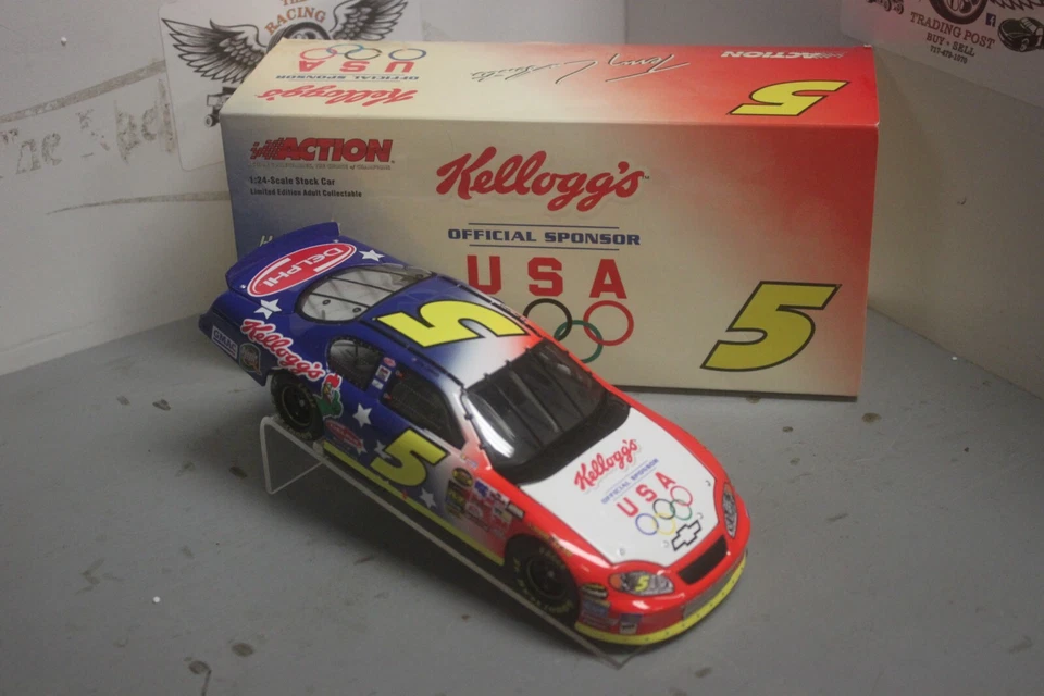 2004 Terry Labonte Kellogg's USA Olympics 1/24 Action NASCAR Diecast - Image 1 of 1