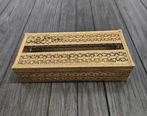 Vintage verziert Gold filigran Hollywood Regency Waschtisch Taschentuch Box Halter mit Rosen - Bild 1 von 4