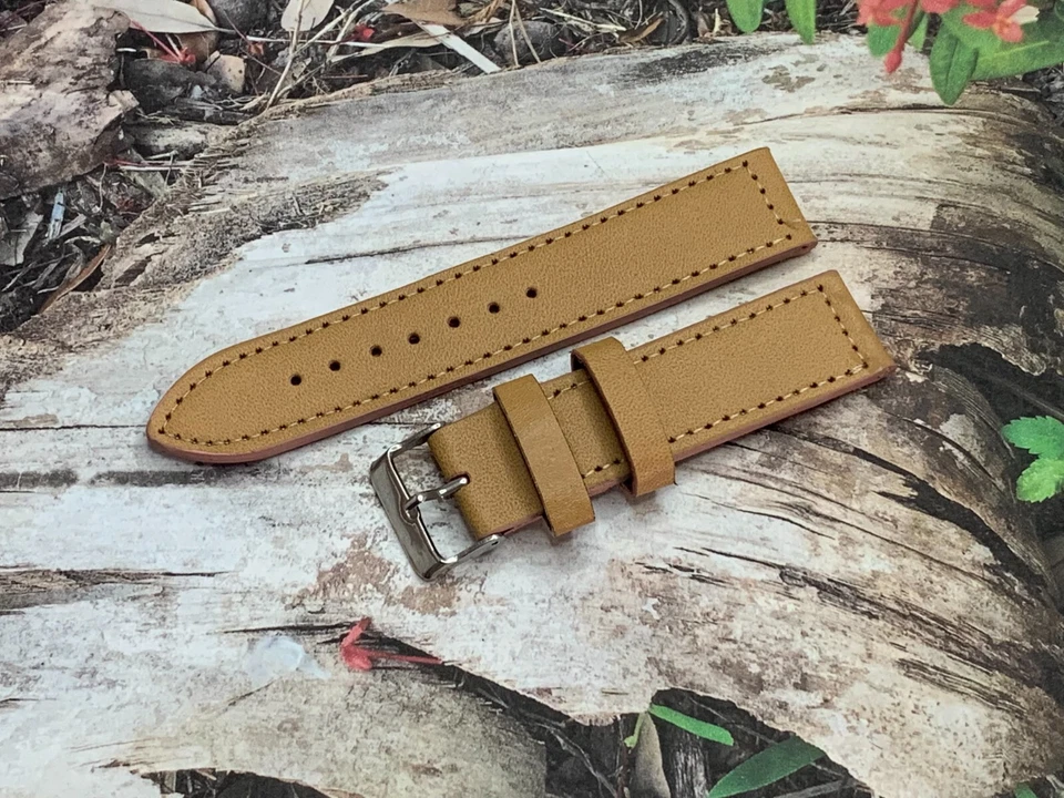 Correa de reloj de cuero PU suave tostado de 20 mm con puntadas y hebilla plateada Foto 1 de 1