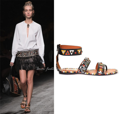 NUOVO VALENTINO GARAVANI RUNWAY Sandalo piatto con borchie Nero EUR 35 5