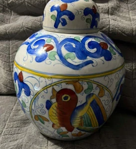 Vintage Hand Painted Hand Crafted Porcelain Urn/ Vase Ginger Jar VG Condition - Picture 1 of 9