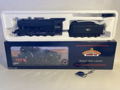 Bachmann 32-252 WD 2-8-0 Austerity 90445 BR Black Late Emblem - Image 1 of 4