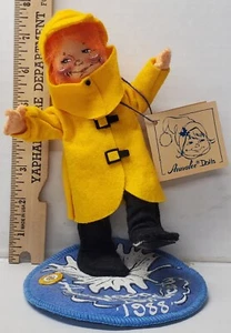 Vtg 1985 Annalee Mobiltee 8" Doll Society Logo w/ Rare Pinback Button & Hang Tag - Picture 1 of 12