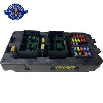 Caja de fusibles de cabina (56050066AC) Jeep Grand Cherokee 4,7 L 2006 Foto 1 de 4