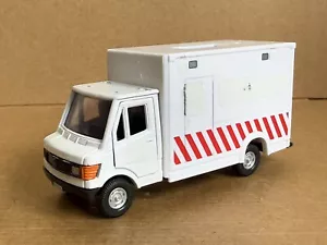 Cararama Mercedes-Benz T1 Security Van, 1:43 Scale, Die Cast, Rare, White. - Picture 1 of 8