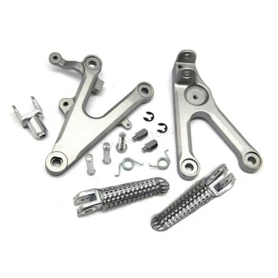 For Yamaha YZF R6 2003- 2005/YZF R6S 2006- 2009 Front Foot Peg Bracket Silver - Image 1 of 3