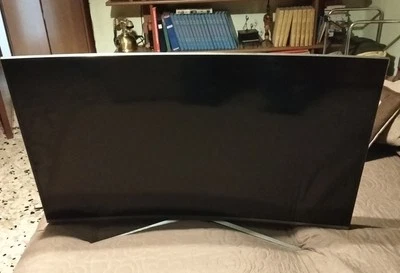 Smart TV 43 pollici Samsung SUHD 4K curvo - Immagine 1 di 2