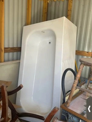 bathtub  - Image 1 of 4