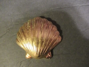 1980s Scalloped Clam Shell Gold Tone Belt Buckle NOS - Picture 1 of 6