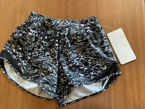 *NUEVO* Lululemon Mujer Hotty Hot Short II Largo 4" - Talla 4 Alto, con etiqueta - Imagen 1 de 4