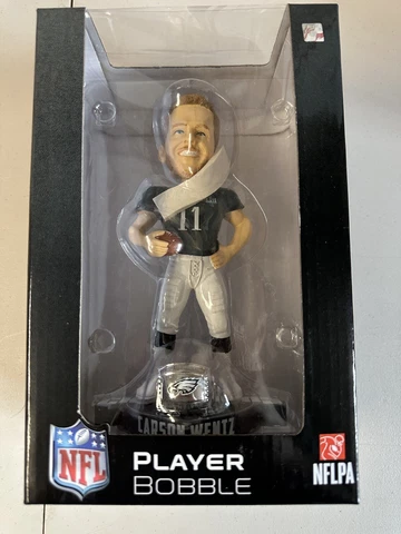 Carson Wentz SUPER BOWL CHAMPIONS LII Philadelphia Eagles Bobblehead NIB Cover