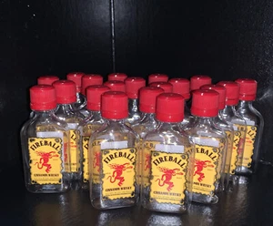 Lote de 20 Mini Botellas de Licor Fireball 50 ml Vacías Usadas Plástico Whisky Alcohol - Imagen 1 de 4