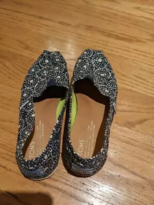 EUC Women Toms Sneakers Flat Blue 6 - Picture 1 of 3