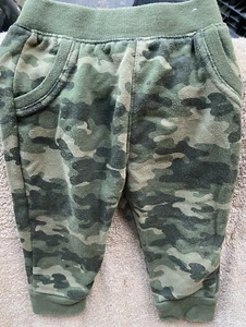 Garanimals Camo Pants Size 12 months VG - Picture 1 of 3