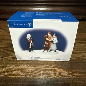 Dept 56 VILLAGGIO DELLA NEVE ANDANDO ALLA CAPPELLA Set di 2 #54763 RITIRATO 2001 - Foto 1 di 4