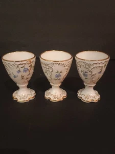 Vintage Porcelain Egg Cups (3) With Blue Floral Pattern And Gold Trim - Picture 1 of 5