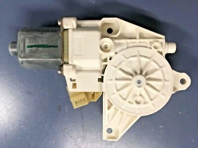 Motor ventana delantera izquierda mercedes c300 c350 2008-2014 oem a2048200142 Foto 1 de 4