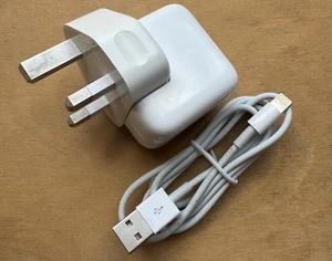 Genuine Apple 10W USB Adapter Charger for iPhone and iPad With Cable (A1357) - Picture 1 of 5