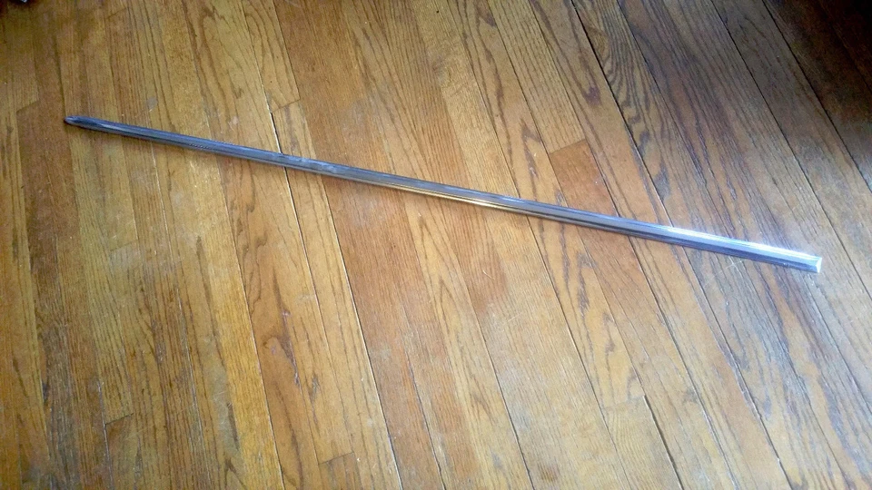  Oldsmobile Cutlass F85 1962 guardabarros delantero moldura original GM F85 Foto 1 de 1