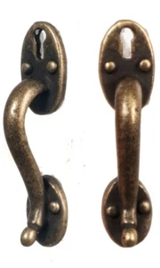 Puppenhaus Miniatur Türgriffe in Antikoptik (2 Stück) Maßstab 1:12 (#S1492) - Bild 1 von 1