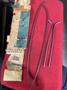 NOS 1958 Chevrolet Station Wagon Accessory Door Edge Guards 987804 - Picture 1 of 12