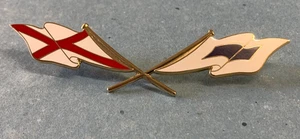 Klassischer Triumph Herald, Emaille Abzeichen. - Bild 1 von 7