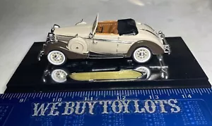 1:43 - Signature Models - 1937 Maybach SW38 2 Doors Spohn Beige Brown & Case - Picture 1 of 10