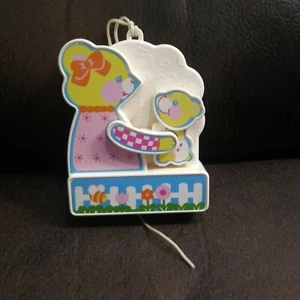Sankyo Vintage 1982 Tomy Teddy Bear Picnic Pull String Crib Music Box Toy - Picture 1 of 8